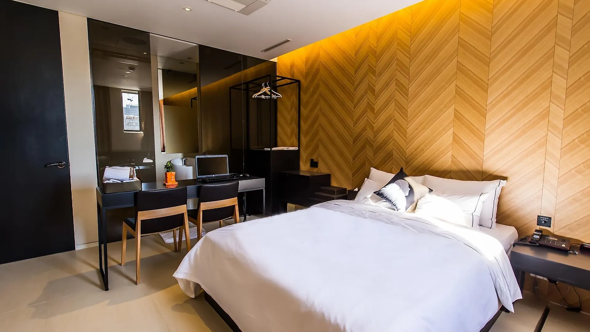 Hotel The Designers Jongro Seoul South Korea