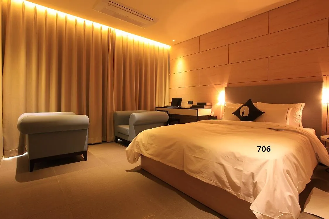 Hotel The Designers Jongro Seoul 3*,  South Korea
