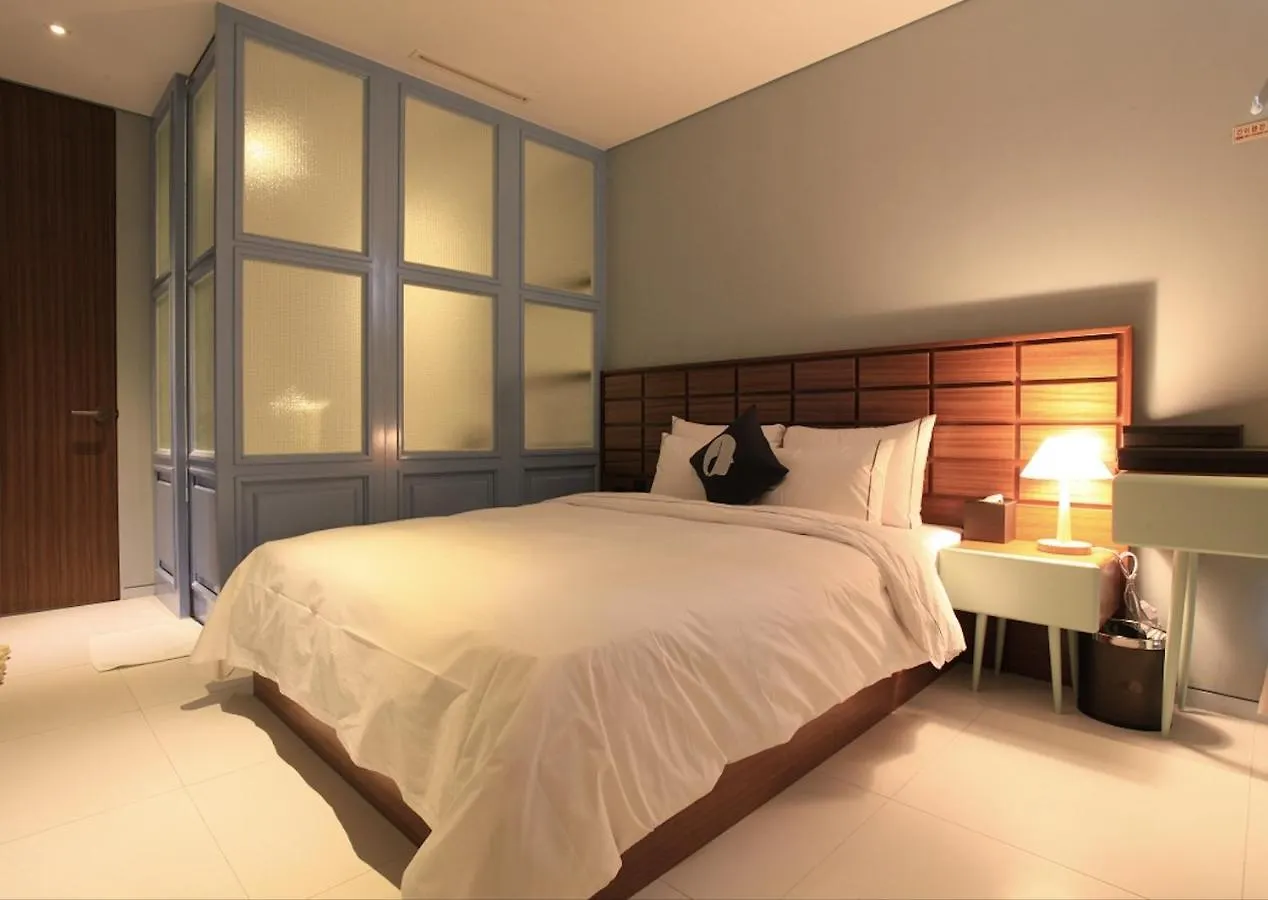 Hotel The Designers Jongro Seoul 3*,  South Korea