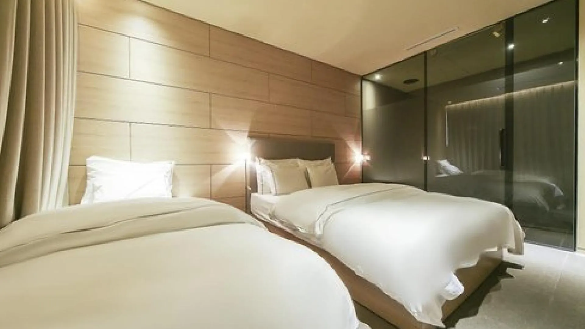 Hotel The Designers Jongro Seoul 3*,