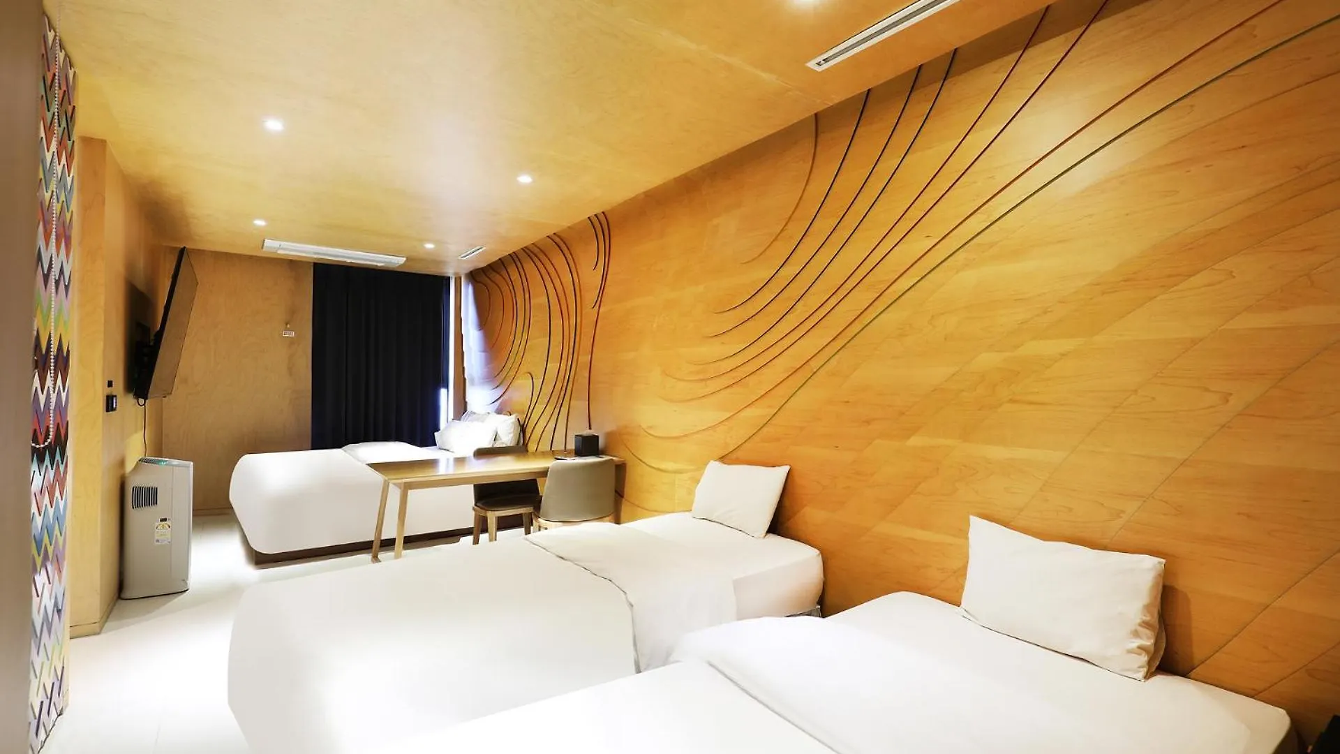 Hotel The Designers Jongro Seoul 3*,  South Korea