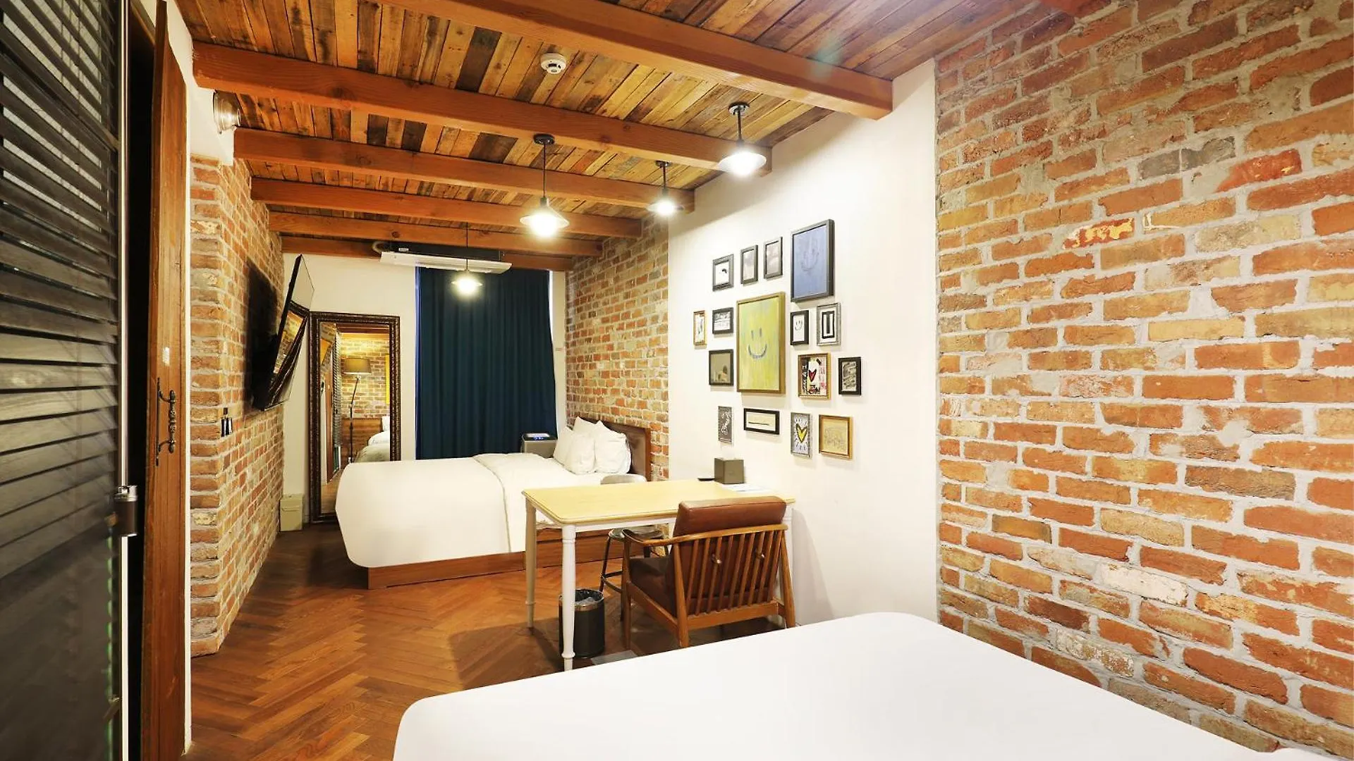 Hotel The Designers Jongro Seoul South Korea
